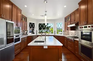29302 Laro Dr, Agoura Hills, CA 91301 - Photo 18
