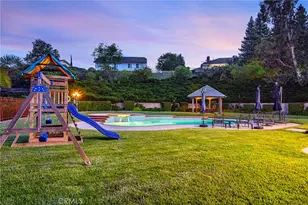 29302 Laro Dr, Agoura Hills, CA 91301 - Photo 8