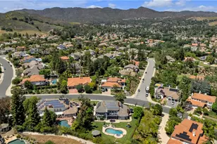 29302 Laro Dr, Agoura Hills, CA 91301 - Photo 52