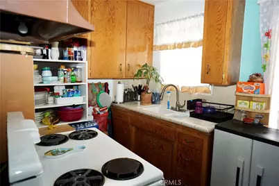 1250 Gordon Street, Los Angeles, CA 90038 - Photo 12