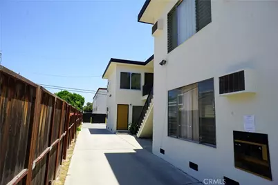 1250 Gordon Street, Los Angeles, CA 90038 - Photo 2