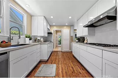 15454 Sutton Street, Sherman Oaks, CA 91403 - Photo 12