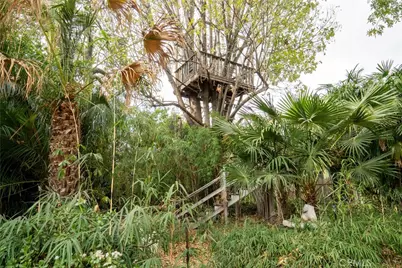 160 E Franklin Avenue, Pomona, CA 91766 - Photo 8