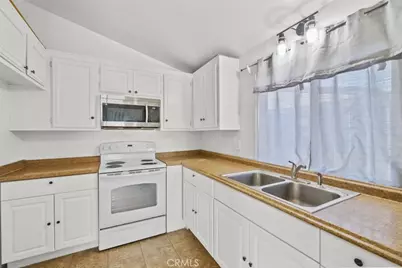 7741 California City Boulevard, California City, CA 93505 - Photo 28