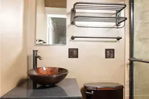 738 S Norton Ave, Los Angeles, CA 90005 - Photo 18