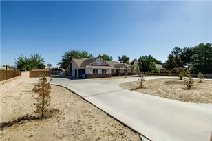 3807 Paula Ln, Lancaster, CA 93535 - Photo 4