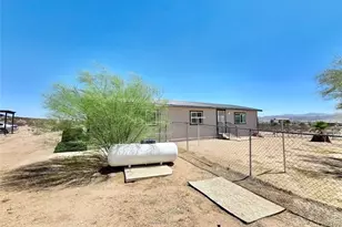 63136 Sunny Sands Dr, Joshua Tree, CA 92252 - Photo 20