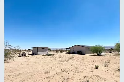63136 Sunny Sands Drive, Joshua Tree, CA 92252 - Photo 18