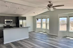 63136 Sunny Sands Dr, Joshua Tree, CA 92252 - Photo 4