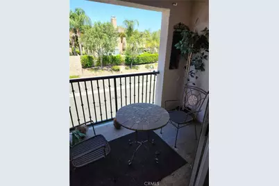 19512 Laroda Lane, Saugus, CA 91350 - Photo 10