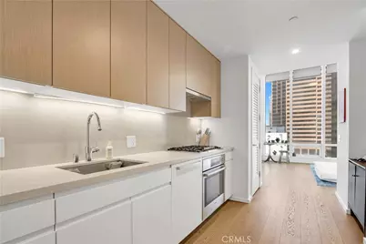 877 Francisco Street #821, Los Angeles, CA 90017 - Photo 4