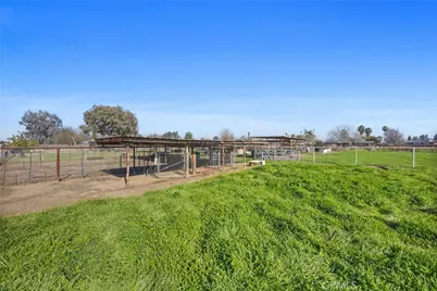 7519 Man O War Street, Bakersfield, CA 93307 - Photo 42