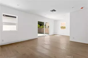 22723 Leonora Dr, Woodland Hills, CA 91367 - Photo 12