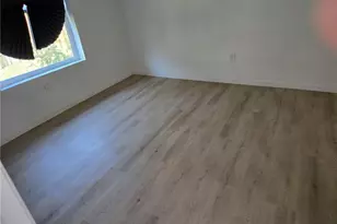1484 N Clybourn Ave, Burbank, CA 91505 - Photo 16