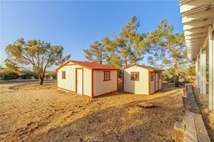 865 Carob Ct, Palmdale, CA 93550 - Photo 38