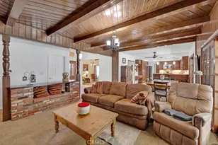 23714 Lawnside Dr, Newhall, CA 91321 - Photo 22