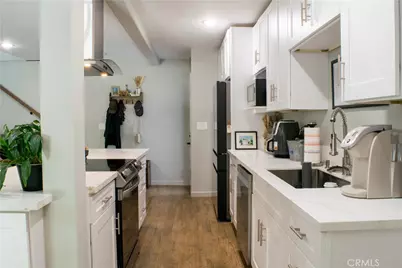 542 N Kilkea Drive, Los Angeles, CA 90048 - Photo 36