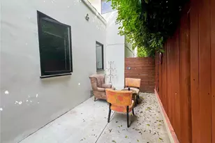 542 N Kilkea Dr, Los Angeles, CA 90048 - Photo 26