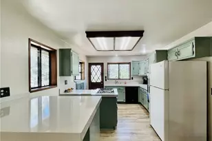 411 Pine Canyon Dr, Frazier Park, CA 93225 - Photo 2