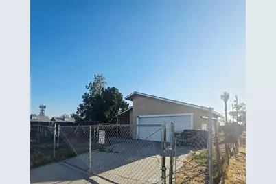 506 S Haley Street, Bakersfield, CA 93307 - Photo 2