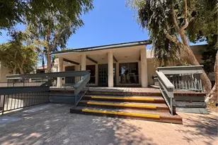 8601 International Ave, Canoga Park, CA 91304 - Photo 12