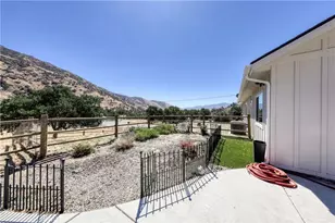 25904 Bear Valley Rd, Tehachapi, CA 93561 - Photo 54