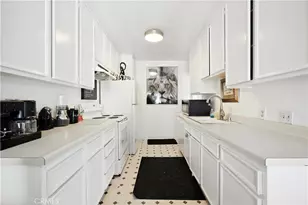 1750 Camino Palmero St, Los Angeles, CA 90046 - Photo 16
