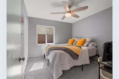 16623 Shinedale Drive, Canyon Country, CA 91387 - Photo 18