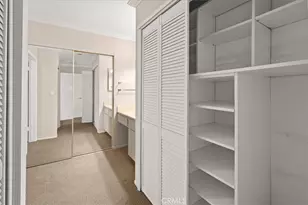 647 Wilcox Ave, Los Angeles, CA 90004 - Photo 12