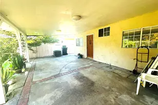22427 Vanowen St, West Hills, CA 91307 - Photo 20