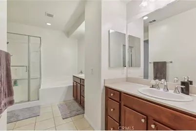 28519 Pietro Drive, Valencia, CA 91354 - Photo 18