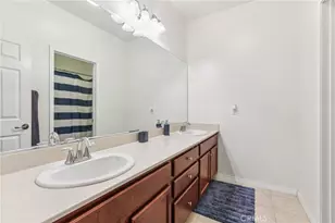 28519 Pietro Dr, Valencia, CA 91354 - Photo 14