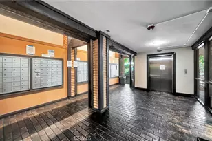 22100 Burbank Blvd, Woodland Hills, CA 91367 - Photo 12