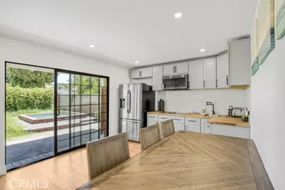 7434 Nestle Avenue, Reseda, CA 91335 - Photo 12