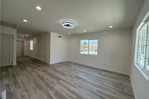 10363 Commerce Ave, Tujunga, CA 91042 - Photo 18