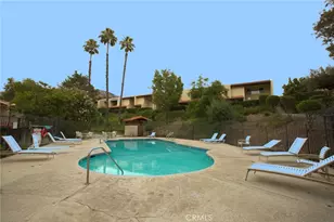 7702 Via Napoli, Burbank, CA 91504 - Photo 4