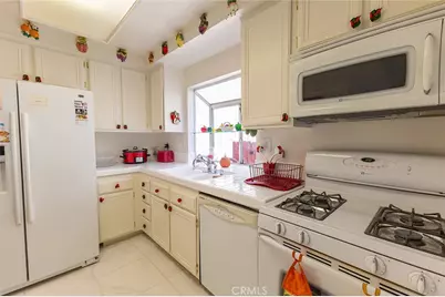 11465 Fox Hollow Lane, Pacoima, CA 91331 - Photo 8