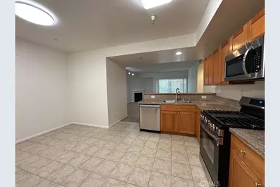 7551 Jordan Avenue #109, Canoga Park, CA 91303 - Photo 10
