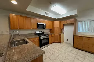 7551 Jordan Ave, Canoga Park, CA 91303 - Photo 8