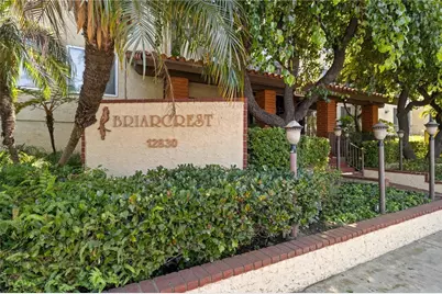 12830 Burbank Boulevard #307, Valley Village, CA 91607 - Photo 20