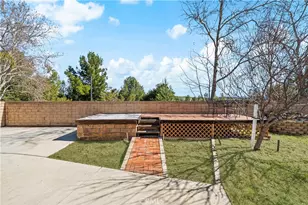 31906 Green Hill Dr, Castaic, CA 91384 - Photo 20