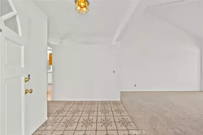 31906 Green Hill Drive, Castaic, CA 91384 - Photo 4