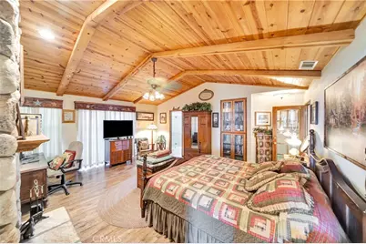 11720 Honeybee Lane, Juniper Hills, CA 93543 - Photo 40