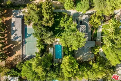 5255 Round Meadow Road, Hidden Hills, CA 91302 - Photo 16