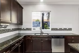 28002 Kenny Ln, Saugus, CA 91350 - Photo 16