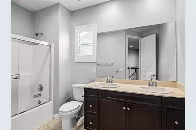 28002 Kenny Lane, Saugus, CA 91350 - Photo 36