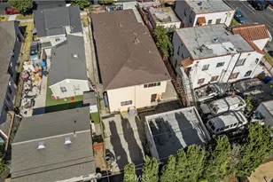 3887 S Van Ness Ave, Los Angeles, CA 90062 - Photo 6