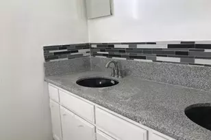 3887 S Van Ness Ave, Los Angeles, CA 90062 - Photo 20