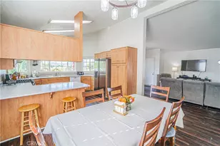 20073 Edgewater Dr, Canyon Country, CA 91351 - Photo 10