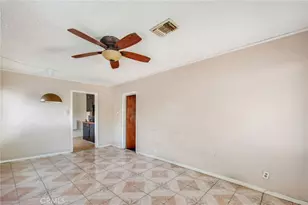 1802 W 153rd St, Compton, CA 90220 - Photo 4